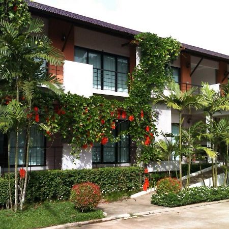 Wassana Sitdharma Guesthouse Транг Екстериор снимка