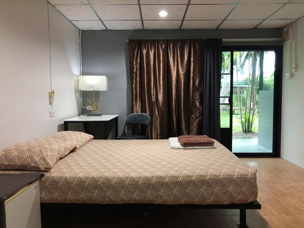 Wassana Sitdharma Guesthouse Транг Екстериор снимка