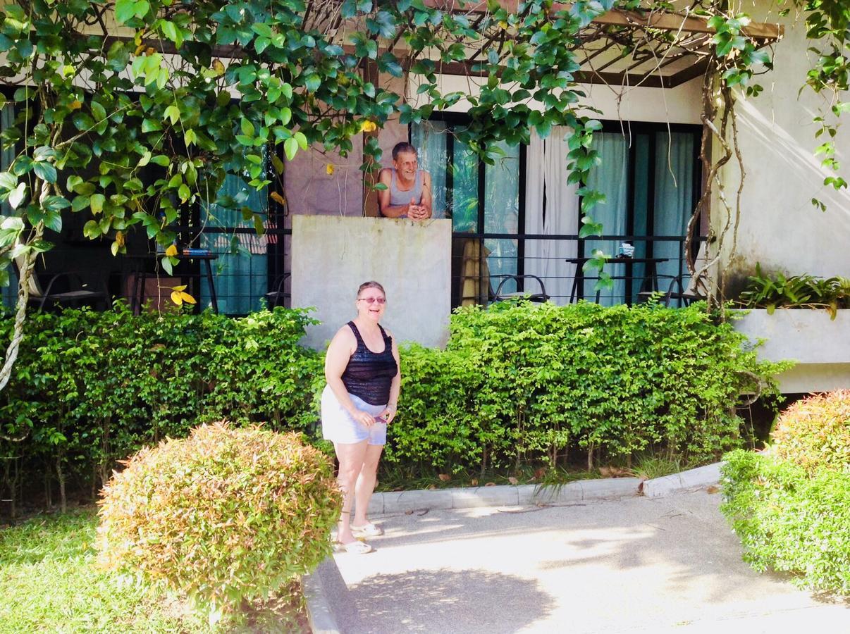 Wassana Sitdharma Guesthouse Транг Екстериор снимка